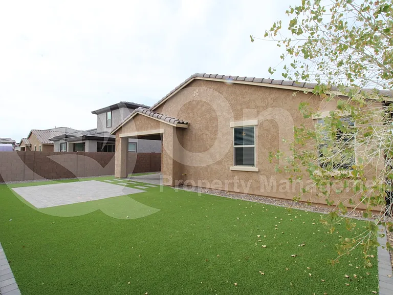 9507 E Saturn Ave — Photo 25