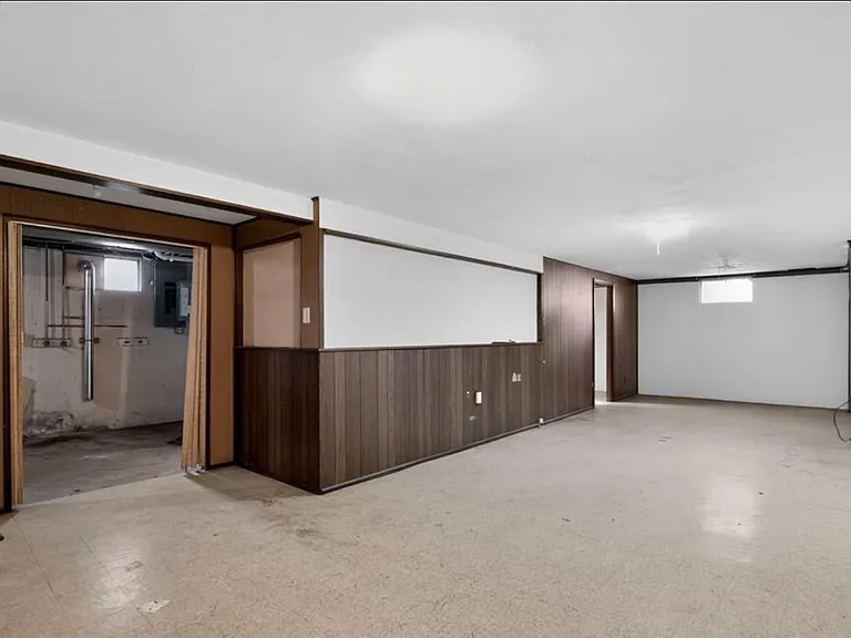 808 Bella Ln — Photo 8