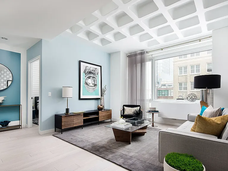 4215 Crescent St #8K — Photo 3
