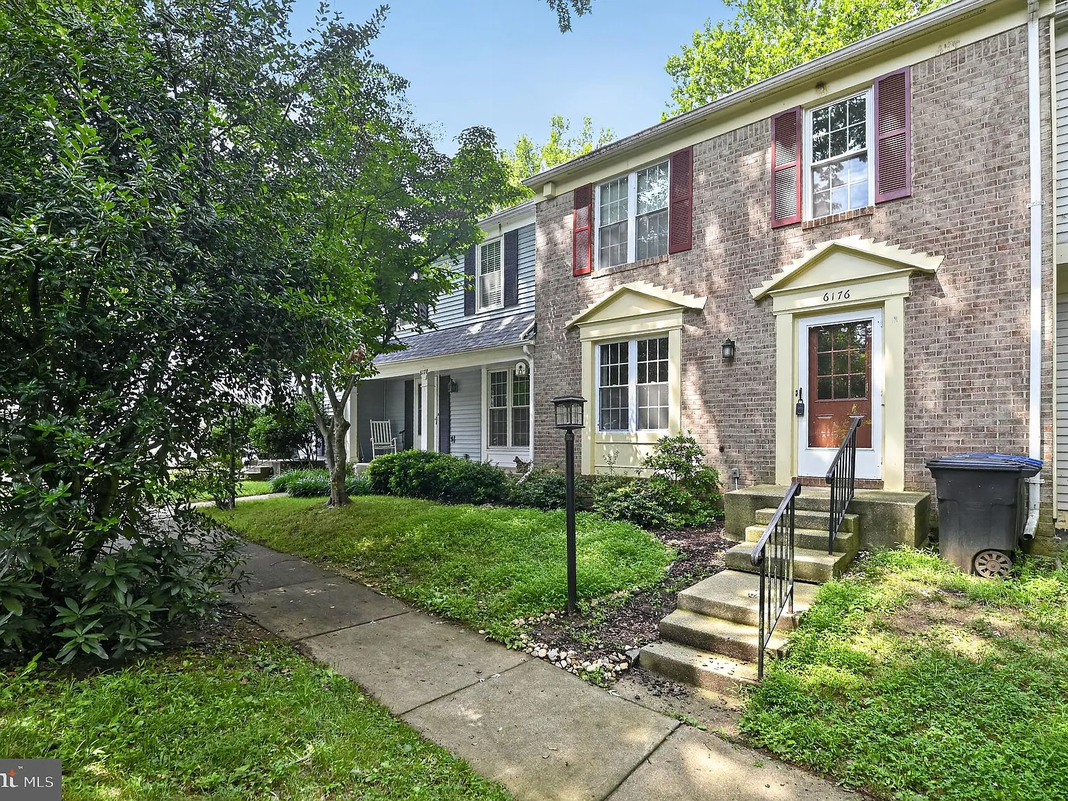 4 bed, 3.5 bath, 1276 sqft, $3,600 — Photo 2