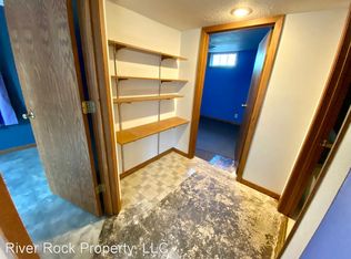 22 4th St SW, Dilworth, MN 56529