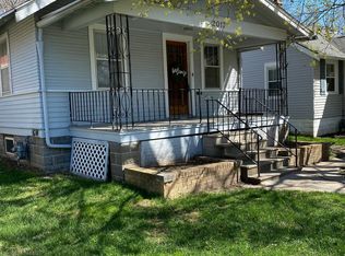 2017 N 50th St, Omaha, NE 68104