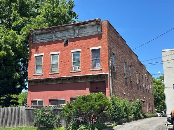 165 Ulster Ave #8