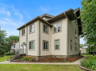 1125 Orange Ave E, Saint Paul, MN 55106