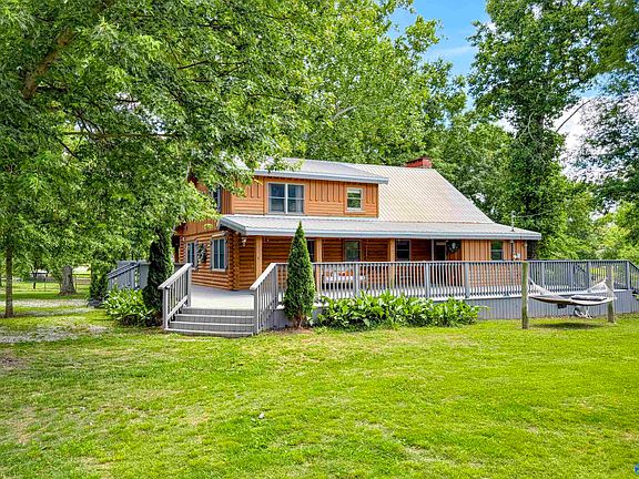 3rd image of 554 Cain Rd