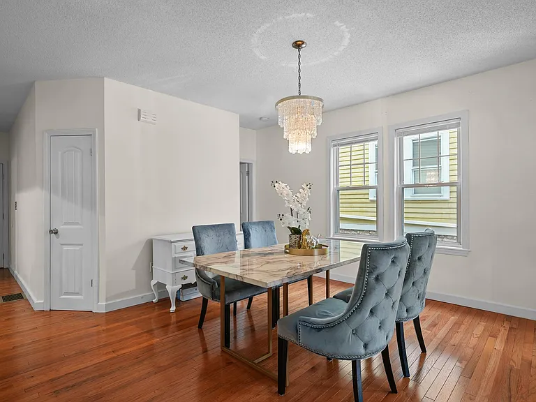 164 Hadley St #1 — Photo 11