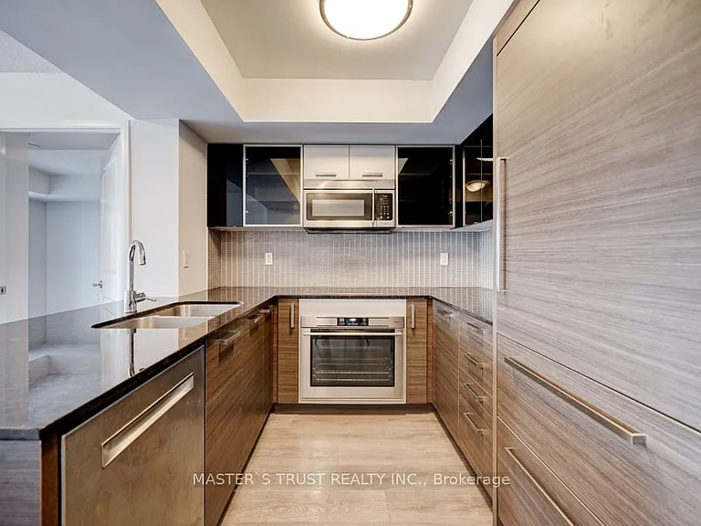 5162 Yonge St #815 — Photo 16