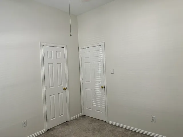 11342 Mansfield Dr — Photo 16