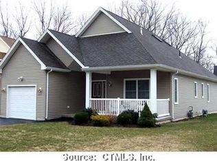 217 Oliver Way, Bloomfield, CT 06002
