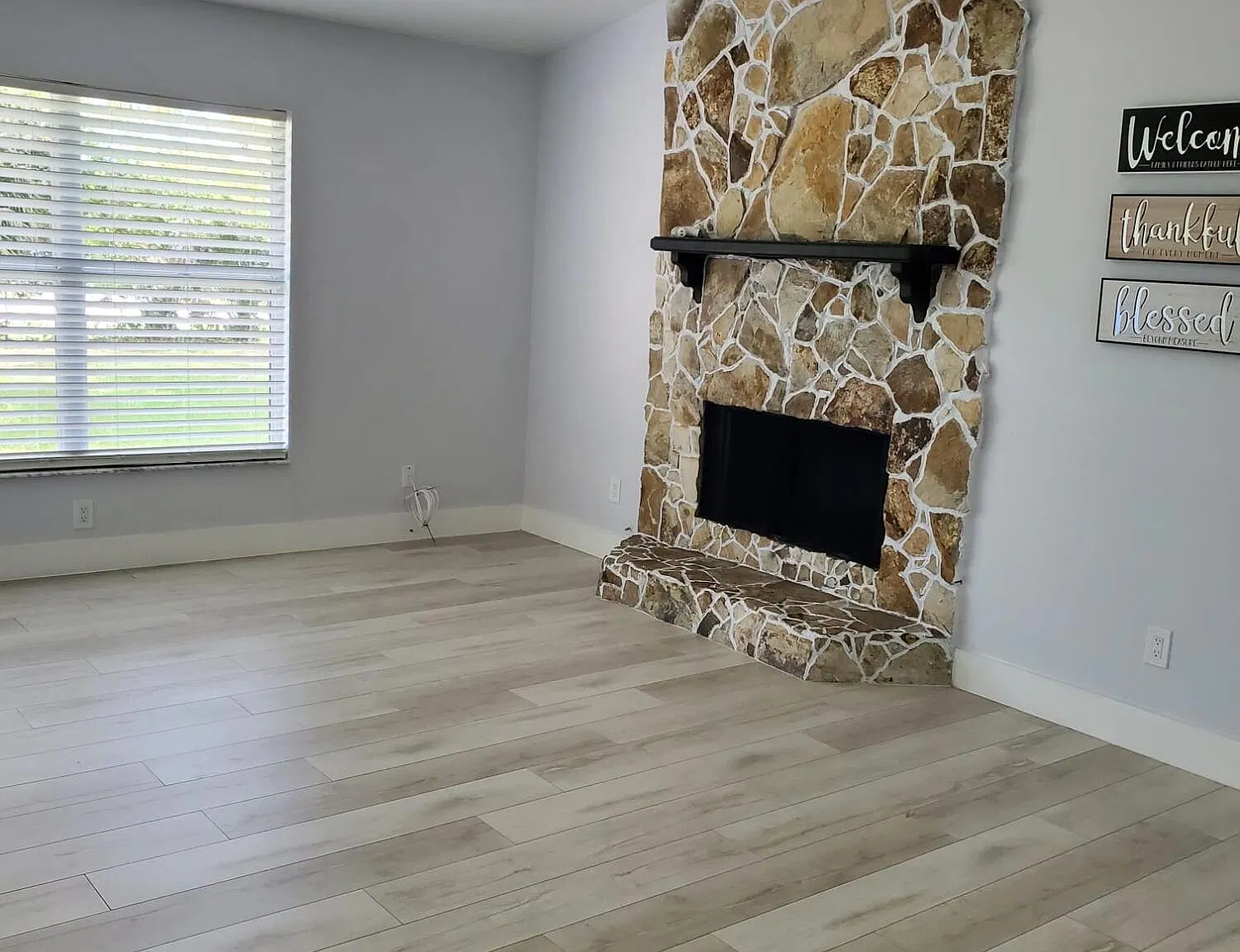 5 bed, 2.5 bath, 1791 sqft, $3,200 — Photo 4