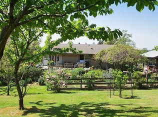 4684 Melody Ln, Freeland, WA 98249