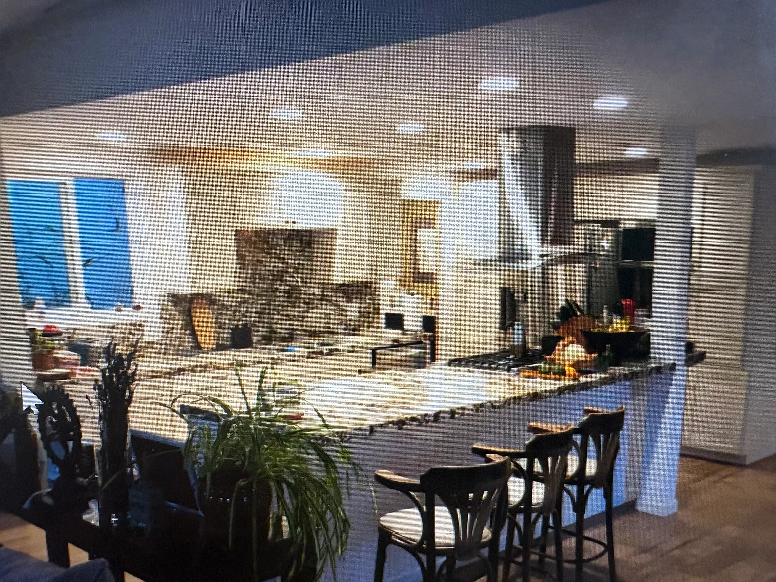 1 bed, 1150 sqft, $2,990 — Photo 3