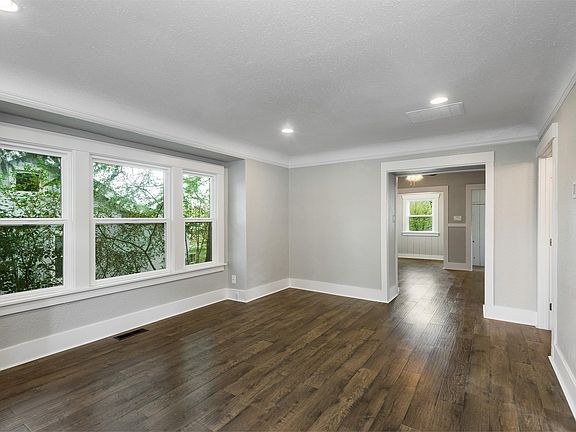3rd image of 1928 5th St