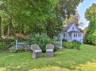 11 Railroad Ave, Wellfleet, MA 02667