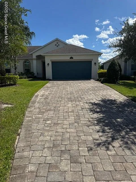 2703 Trasona Dr