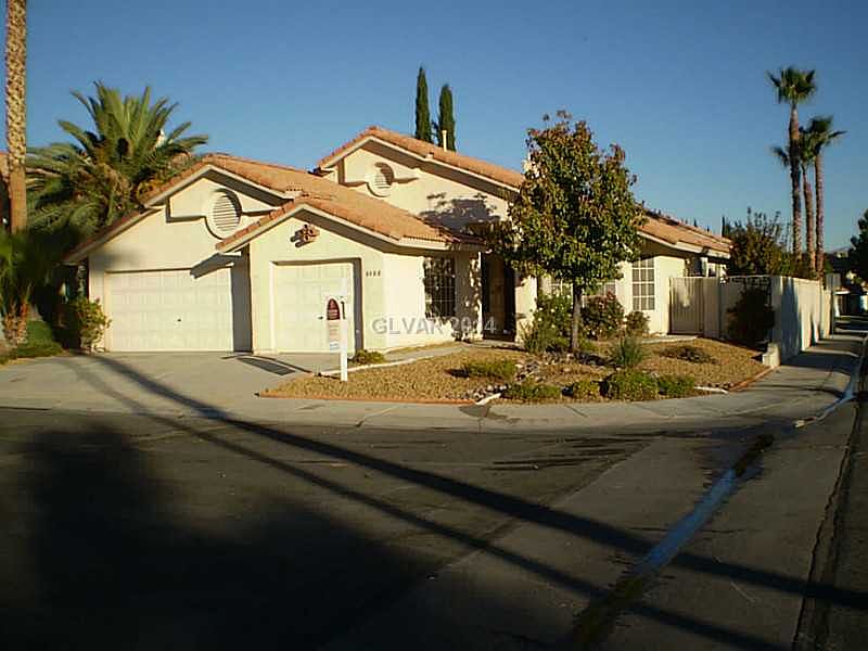 1st image of 8400 Haven Brook Ct