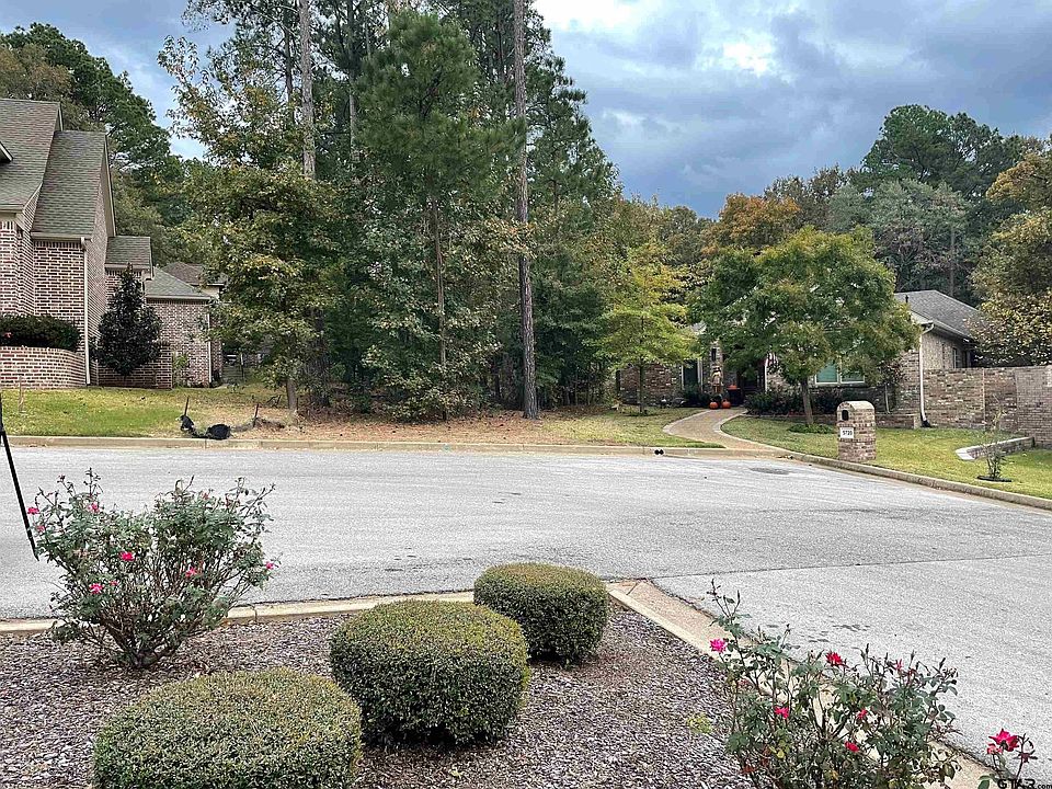 2nd image of 5716 Fern Cove Trce