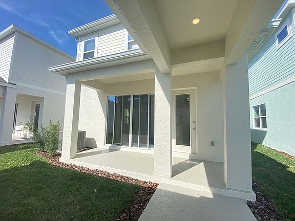 5th image of 16751 Hamlin Vista Aly