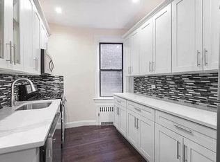 33-14 28th St #4A, Astoria, NY 11106
