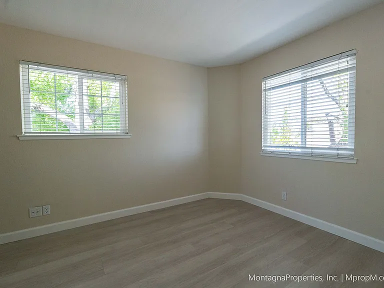 1461 Main St #1 — Photo 13