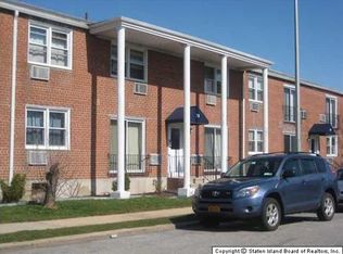 67 Vera St #D, Staten Island, NY 10305