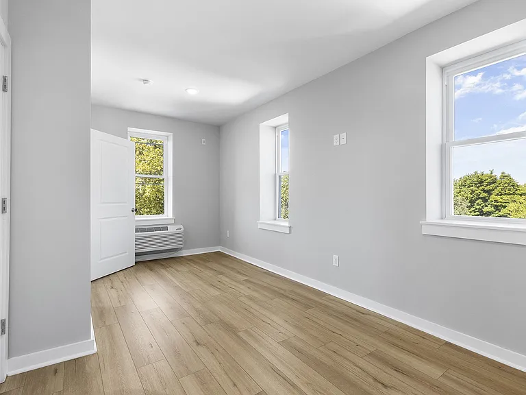 Overbrook Lofts — Photo 15