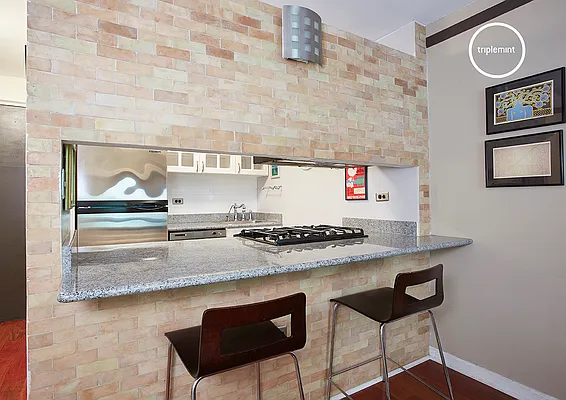 Rented by Triplemint | media 9