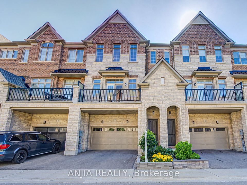 1st image of 7 Beaufort Way