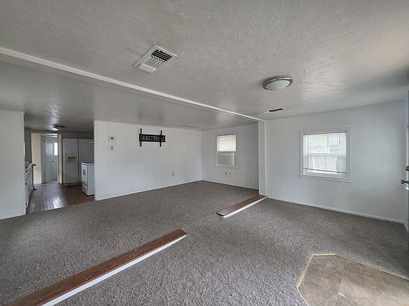 4th image of 1155 N 1st St