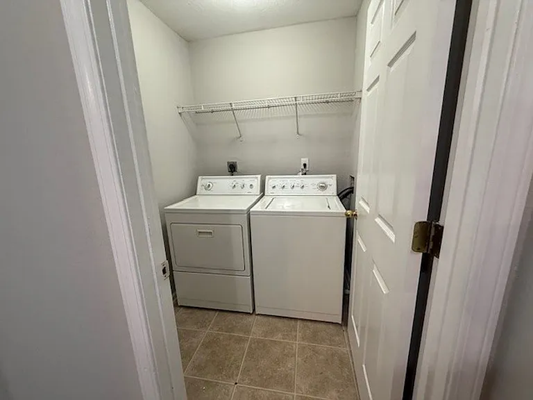 7043 Brookview Crk — Photo 10