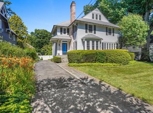 1040 Pelhamdale Ave, Pelham, NY 10803