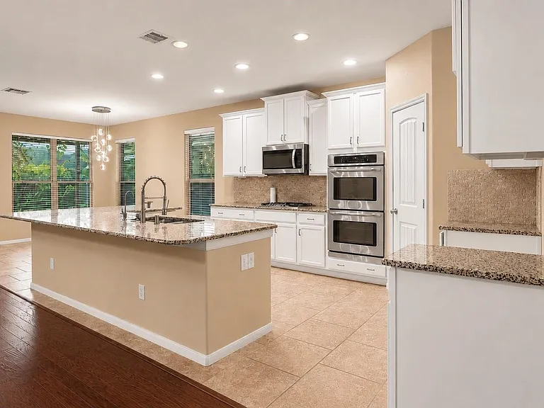 11603 Slick Rock Dr — Photo 8