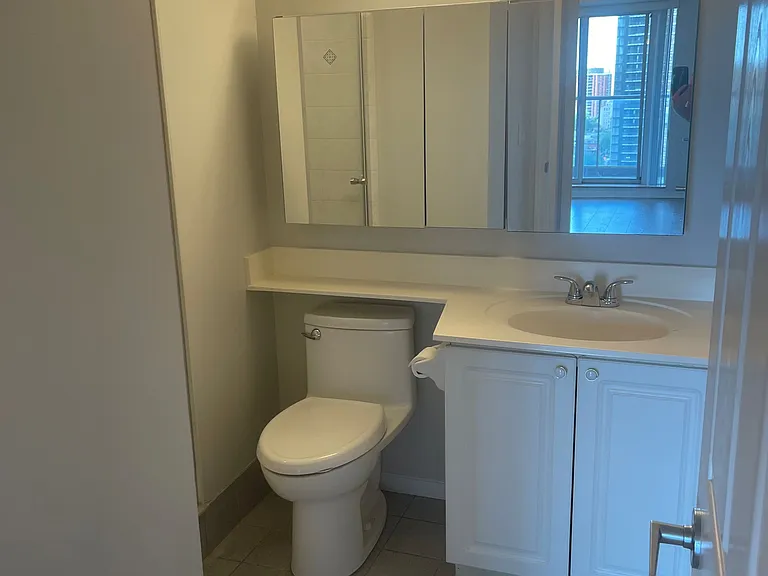 909 Bay St #2108 — Photo 19