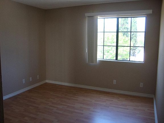 5th image of 11270 Otsego St APT 114