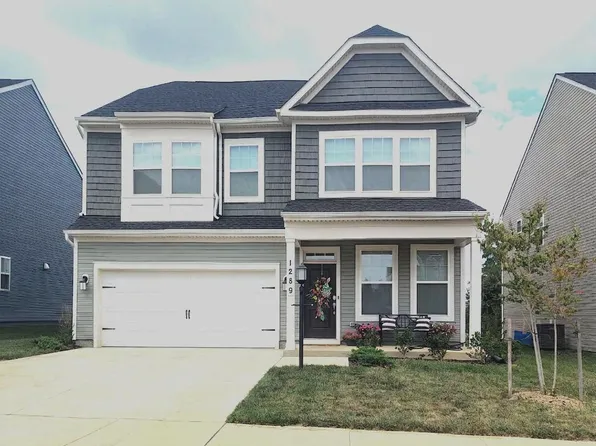1289 Red Clover Ln, Ranson, WV 25438