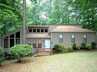 2533 Trent Dr, Marietta, GA 30066
