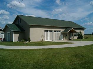 9044 Washington Rd, Clare, MI 48617