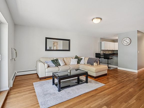 3rd image of 48 Coffey St #Penthouse 10d