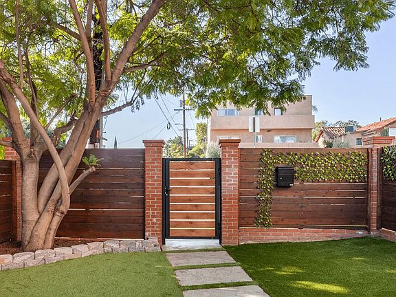 2nd image of 3766 Sawtelle Blvd