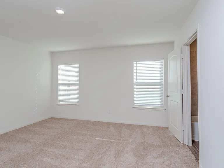 15214 Harbor Lndg — Photo 15