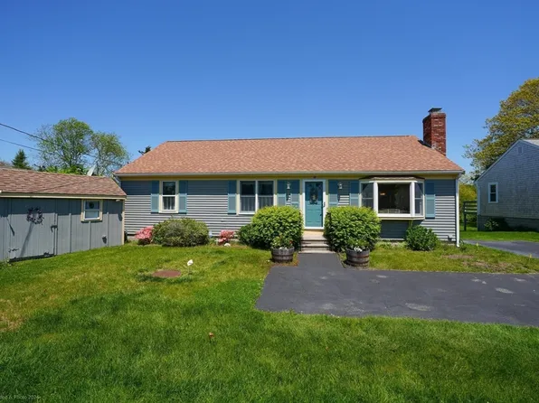 76 Smith St, Barnstable, MA 02630
