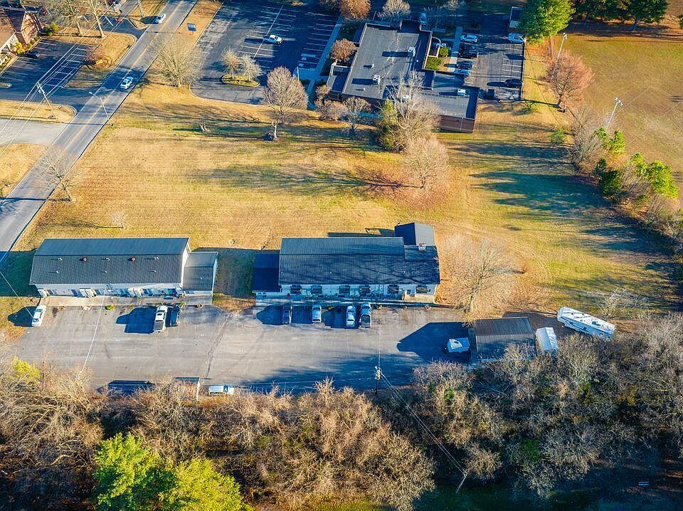 1st image of 301 Park Blvd