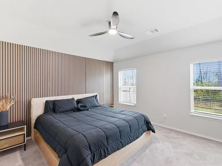 8027 Dauntless Dr — Photo 21