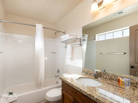 5th image of 75 S 100 W #7