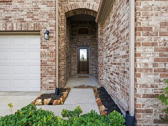 2nd image of 2417 Sequoia Grove Dr