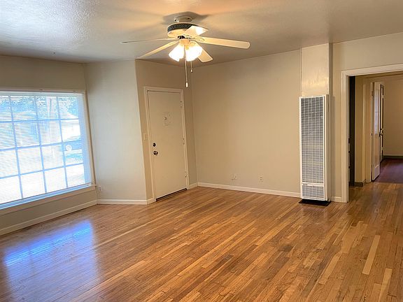 4th image of 337 W 1st Ave