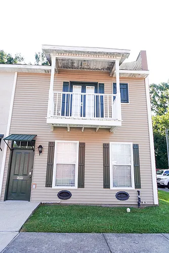 5395 Arlington Ct Photo 1