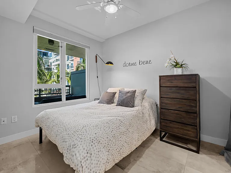 300 W Beech St #204 — Photo 10