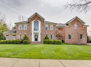 2762 Paddock Dr, Akron, OH 44333