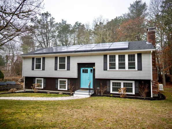 37 Bent Tree Drive, Centerville, MA 02632